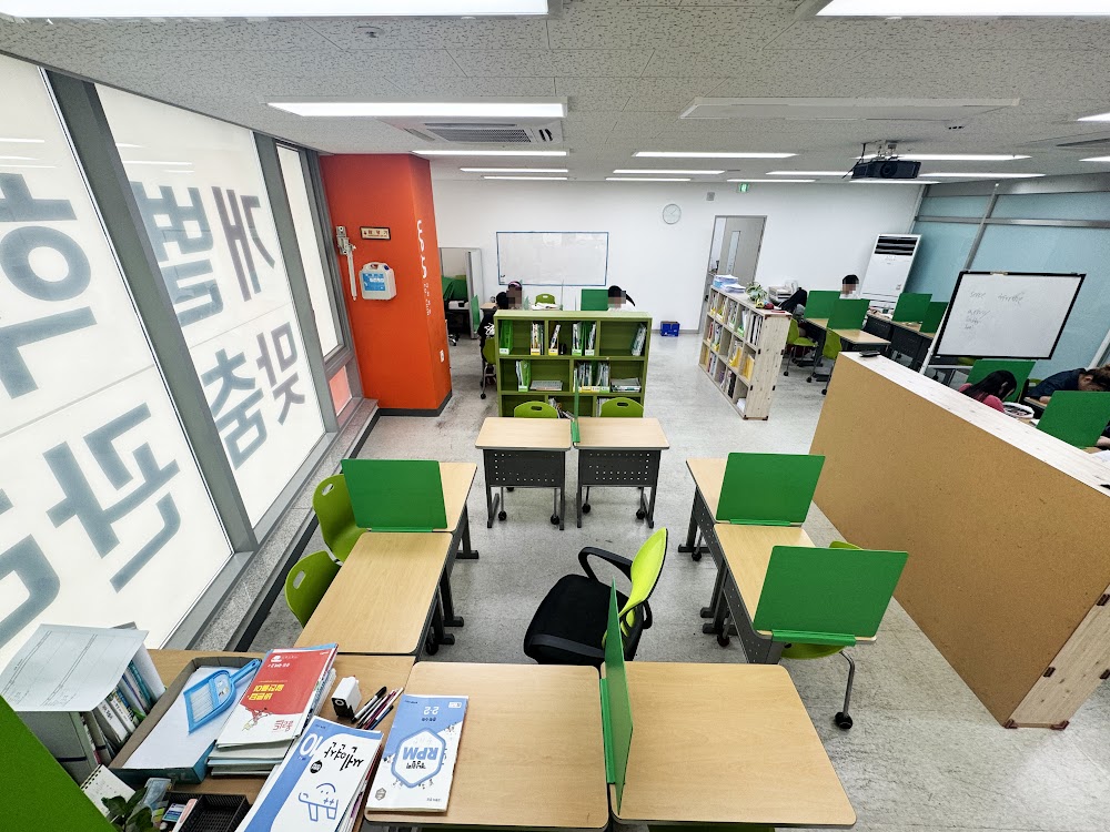 하남 미사 와와학습코칭 센트럴점 자습실 — 조용한 개인 학습석에서 자기주도학습